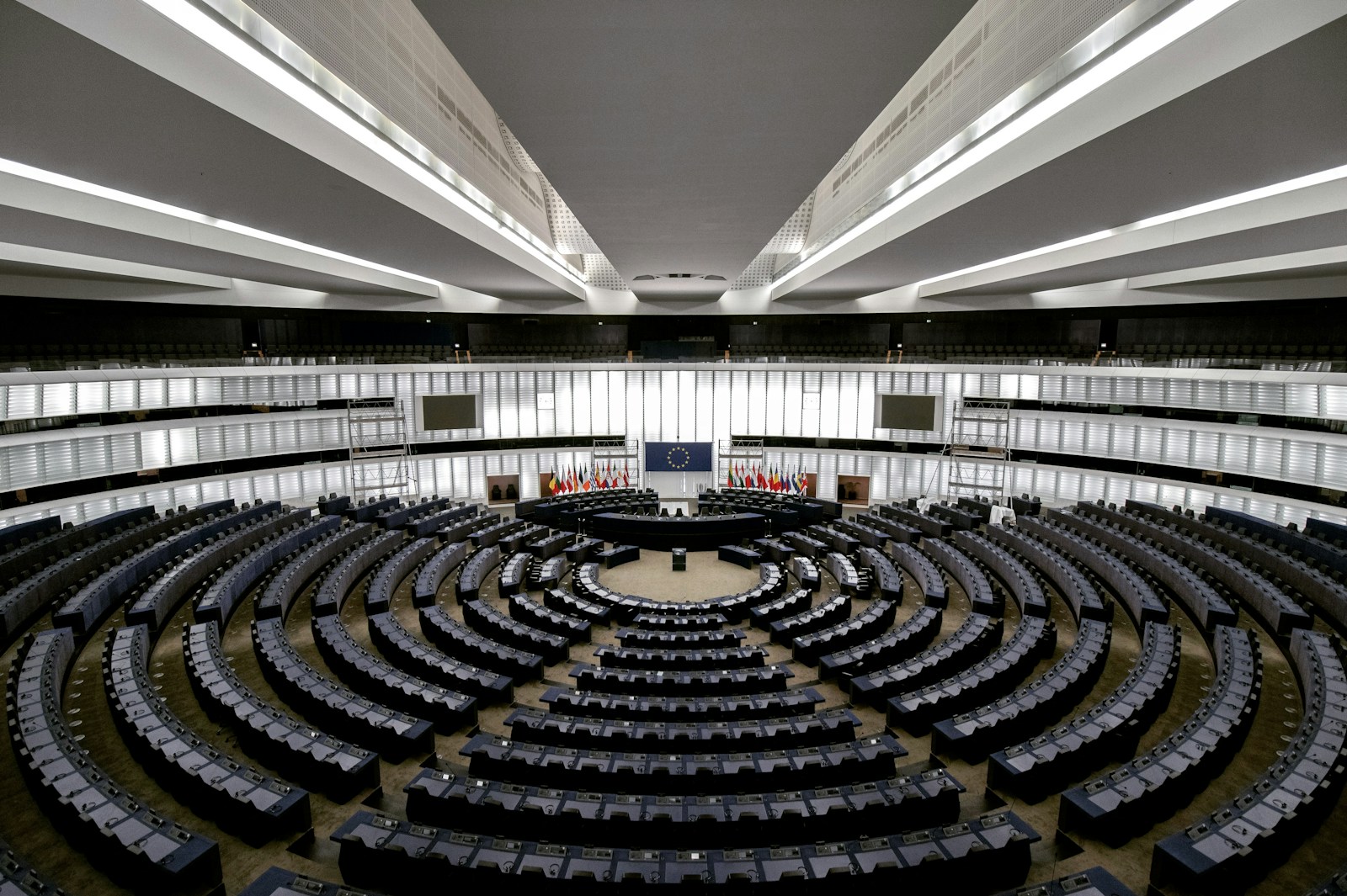 Jakie są kary za brak wdrożenia dyrektywy 2023/2673?