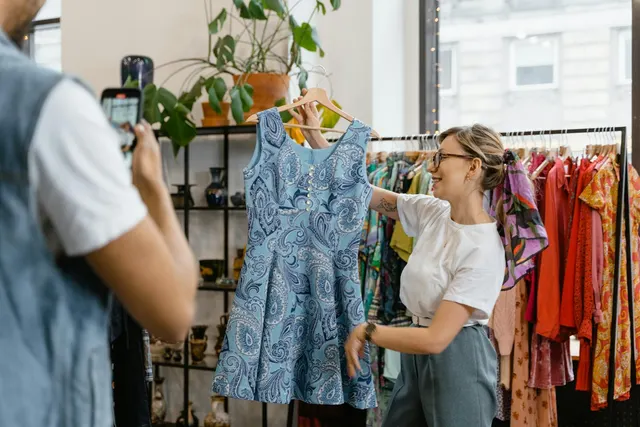 Live commerce. Jak wdrożyć sprzedaż na żywo i czy to się opłaca?